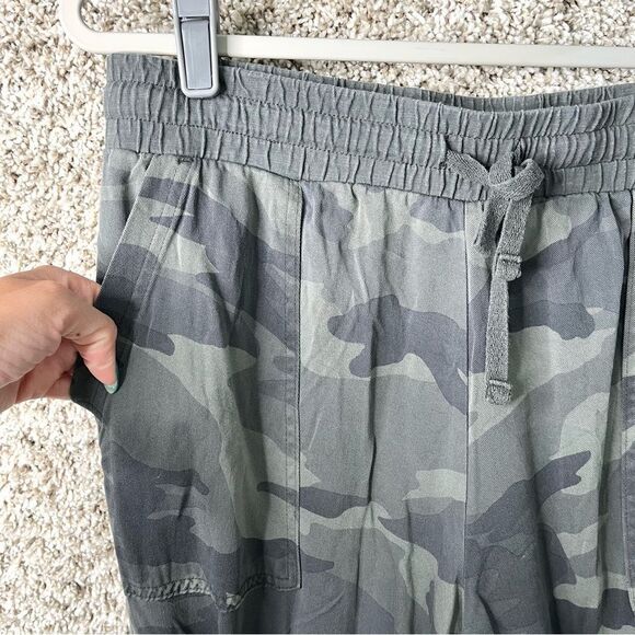 Splendid Joggers Women’s Large Green Camouflage Drawstring Pants - Picture 2 of 7